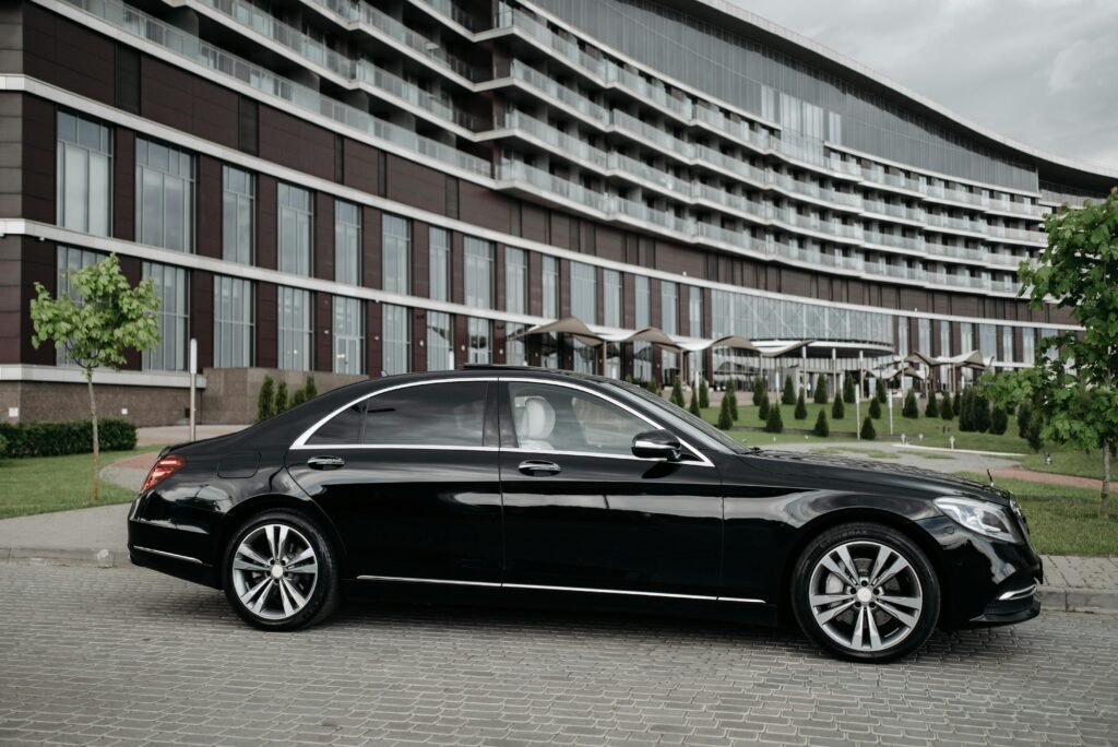 Limo Service To/From Bradley Airport